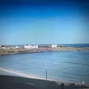 Appartamento Beach Front Apt Portballintrae , Bushmills Close To Royal Portrush Golf Club Exterior photo