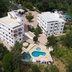 Two Mountains Lodge Arusha Exterior photo