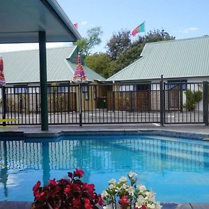 Cheviot Park Motor Lodge Whangarei Exterior photo