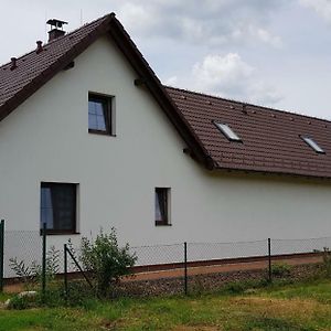 Ubytování u Kotrbů Suchdol nad Luznici Exterior photo