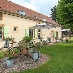 Gîte Domaine de la Guinchère L'Hopital-le-Mercier Exterior photo