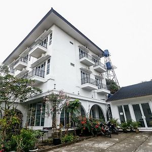 Hotel Reddoorz Syariah At Lampung Walk Bandar Lampung Exterior photo