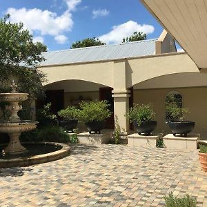 Appartamento The Courtyard at La Loggia Nottingham Road Exterior photo