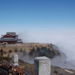 Jinding Villa Emeishan Exterior photo