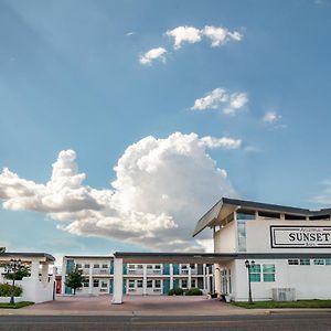 Arizona Sunset Inn&Suites Willcox Exterior photo