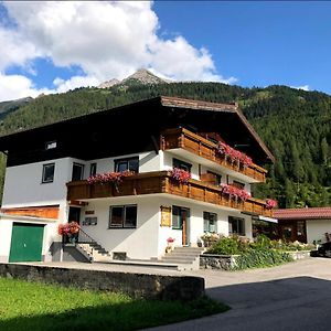 Hotel Haus Moosbrugger Bach  Exterior photo