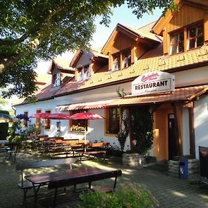 Hotel Pension&Restaurant U Koňské dráhy Holkov Velešín Exterior photo