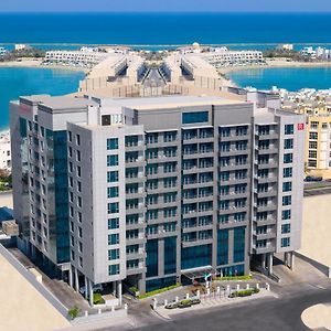 Ramada Hotel And Suites Amwaj Islands Al Manamah Exterior photo
