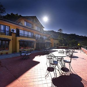 Hotel The Lapsi Tree Nagarkot Exterior photo