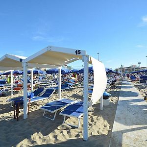 Riccione Beach Hotel - Enjoy your Summer - con parco acquatico incluso Exterior photo