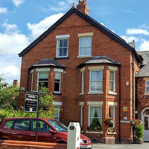 Chester Brooklands Bed & Breakfast Bed and Breakfast Exterior photo