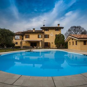 Casale la Meridiana Bed and Breakfast Ponti sul Mincio Exterior photo