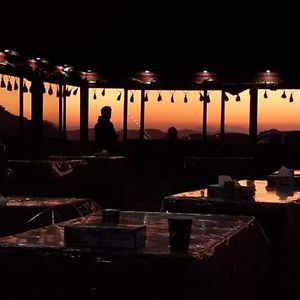 Desert Bedouin Camp Wadi Rum Exterior photo
