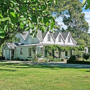 Marlborough B & B Tuamarina Exterior photo