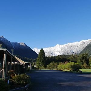 Rainforest Motel Fox Glacier Exterior photo