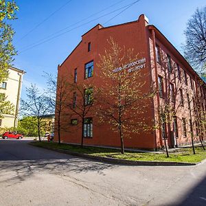 Petrovskiy Art Loft Aparthotel San Pietroburgo Exterior photo