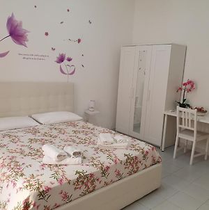 Le Tre Orchidee Bed and Breakfast Salerno Exterior photo