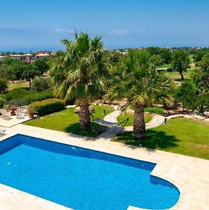 4 Bedroom Villa Lofou With Private Pool And Sea Views, Aphrodite Hills Resort Kouklia Exterior photo