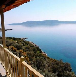 Odyssia Near The Seaside Appartamento Agios Petros  Exterior photo