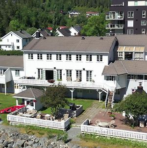 Fosen Fjord Hotel Afjord Exterior photo