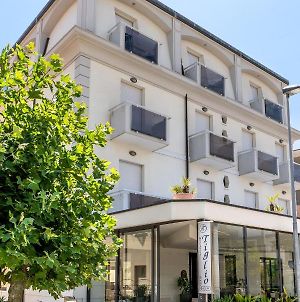 Hotel Tiglio Rimini Exterior photo