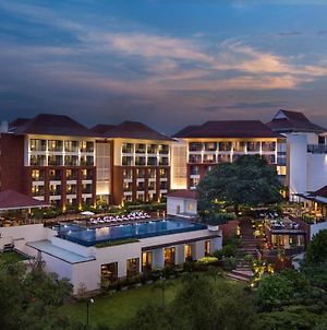 Doubletree By Hilton Goa - Panaji Hotel Exterior photo