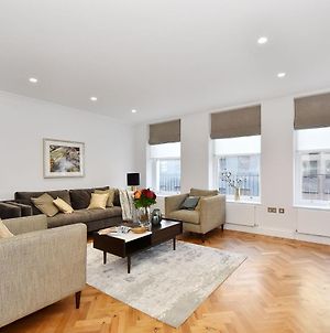 Plush Apartment In London Near Piccadilly Circus And Chanel Exterior photo