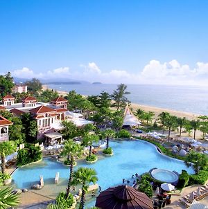Centara Grand Beach Resort Phuket Karon Exterior photo