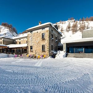 Re Delle Alpi Resort&Spa La Thuile Exterior photo