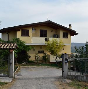 La Villa In Campagna Città Sant'Angelo Exterior photo