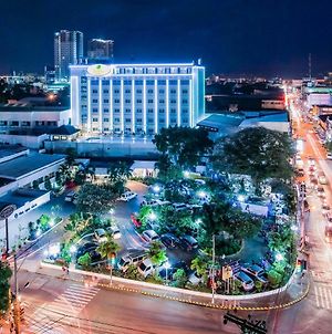 The Apo View Hotel Davao City Exterior photo