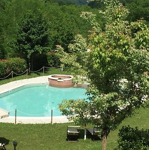 Spacious Mansion In Apecchio With Pool Exterior photo