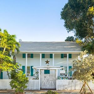 An Island Oasis Bed and Breakfast Key West Exterior photo