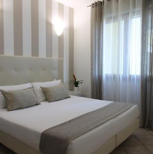 HQ Aparthotel Milano Inn - Smart Suites Cinisello Balsamo Exterior photo