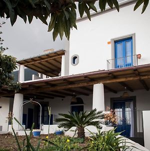 Villa Insolia Santa Marina Salina Exterior photo