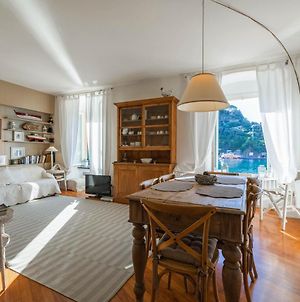 Portofino Above The Sea - Exclusive Seafront Apartment Exterior photo