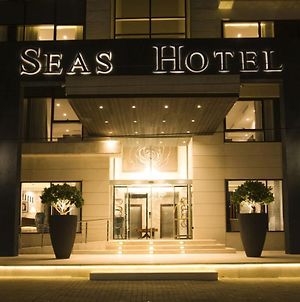 Seas Hotel Amman Exterior photo