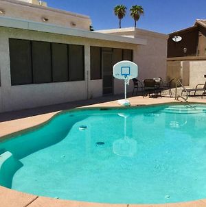 Heated Pool. Spacious Whole House. Quiet Neighborhood. Close To Lake & Golf. Ample Parking. Lake Havasu City Exterior photo