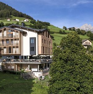Alpinhotel Vajolet - Adults Only Tires Exterior photo