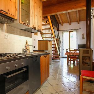 2 Bedrooms Appartement With Furnished Balcony At Riolunato 4 Km Away From The Slopes Exterior photo