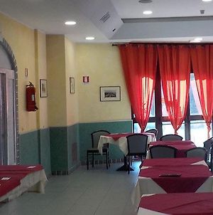 Hotel Ristorante Euromotel Bari Exterior photo