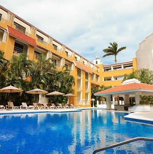 Adhara Hacienda Cancun Hotel Exterior photo