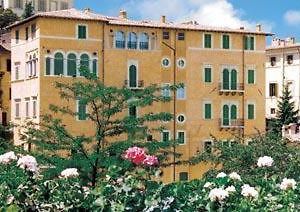 Palazzo Dragoni Hotel Spoleto Exterior photo