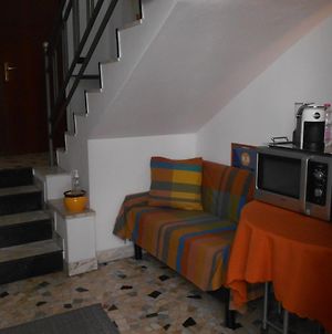 Le Rose Malpensa Bed and Breakfast Busto Arsizio Exterior photo