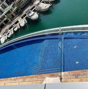 Cayan Tower Luxury Apartment With Sea View Dubai Exterior photo