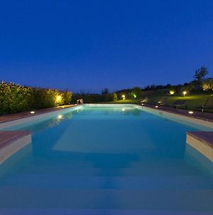 Premium Holiday Home In Marsciano With Swimming Pool Exterior photo