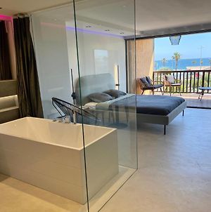 Appartement neuf climatisé - vue mer Saint-Tropez - 50m plage et port - piscine Gassin Exterior photo