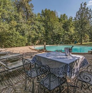 Luxurious Villa In Filottrano With Swimming Pool Exterior photo