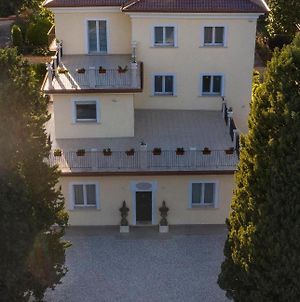 Residence Villa Tota Spoleto Exterior photo
