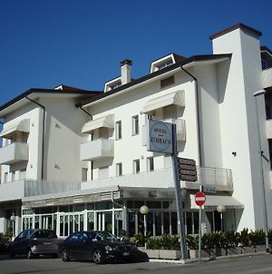 Hotel Zodiaco Lido di Jesolo Exterior photo